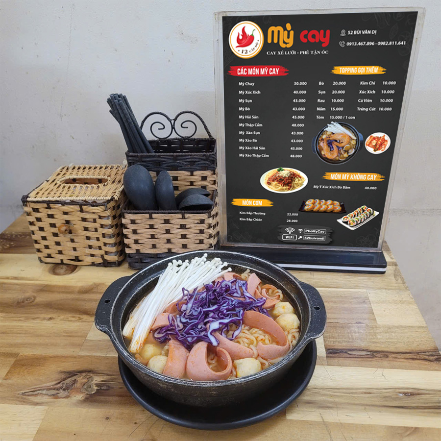 Mỳ cay xúc xích